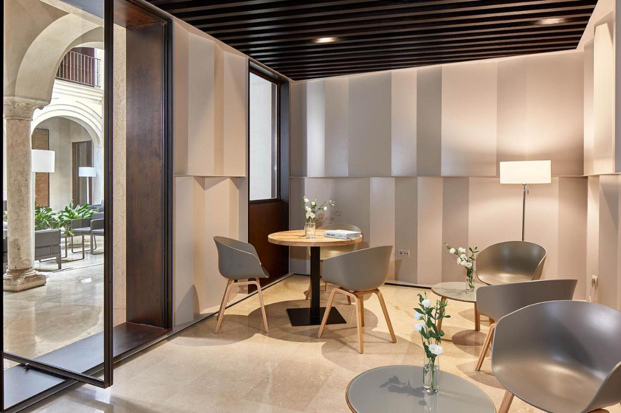 Del Lucero Hotel 4*